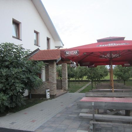 Pansion Laktasi Hostel Exterior foto